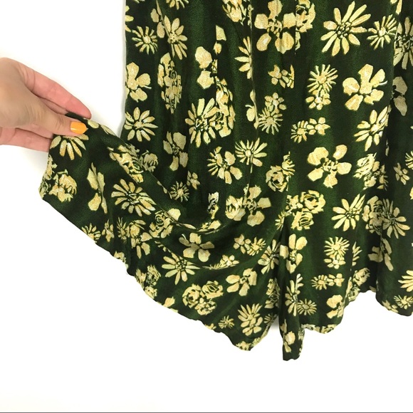 Jamie Brooke Hawaiian Floral Print Romper Green A7 - Picture 3 of 7